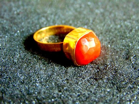 18k Gold Ring Solid Gold 750 Coral Ring Womens Gold Gemstone | Etsy | Gold gemstone ring, 18k ...