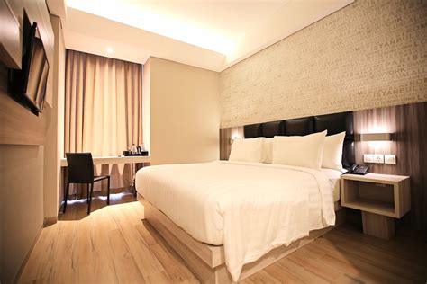 Luminor Hotel Jambi Rooms: Pictures & Reviews - Tripadvisor