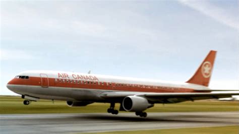 Gimli Glider (Air Canada flight 143) by FNAFMangleFox on DeviantArt