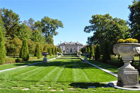 Rosemary & Thyme: The Gardens At Nemours Mansion