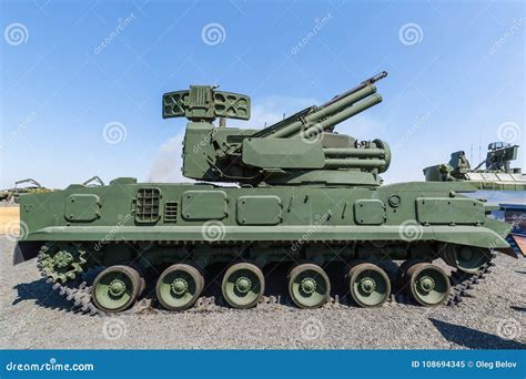 The Tunguska SA-19 Grison is a Russian Anti-aircraft Weapon Armed Gun ...