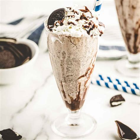 Oreo Milkshake - Julie's Eats & Treats