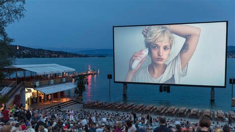 Aktuell - Open-Air-Kino am Zürichhorn: der Überflieger