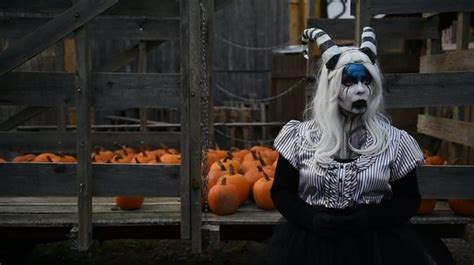 Professional scare actors share their secrets (video) | syracuse.com