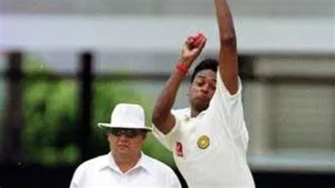 Debashish Mohanty Bowling And Saeed Anwar: जब देबू के बॉलिंग एक्शन से ...