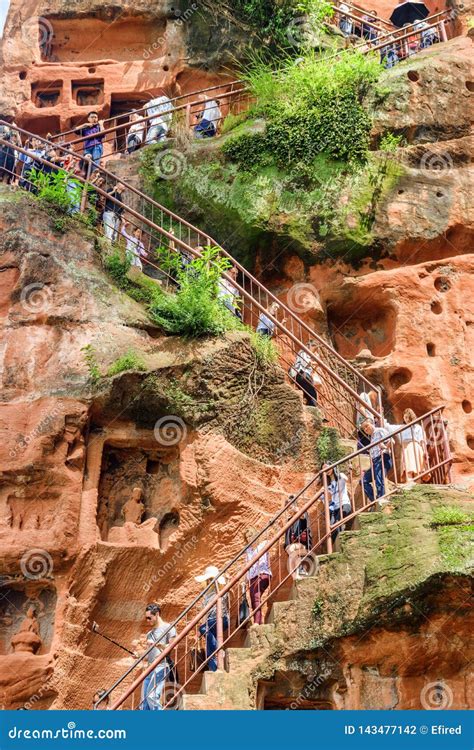 Tourists Going Down Stairs To the Leshan Giant Buddha. China Editorial Photography - Image of ...