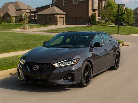 2021 Nissan Maxima Review, Pricing, and Specs