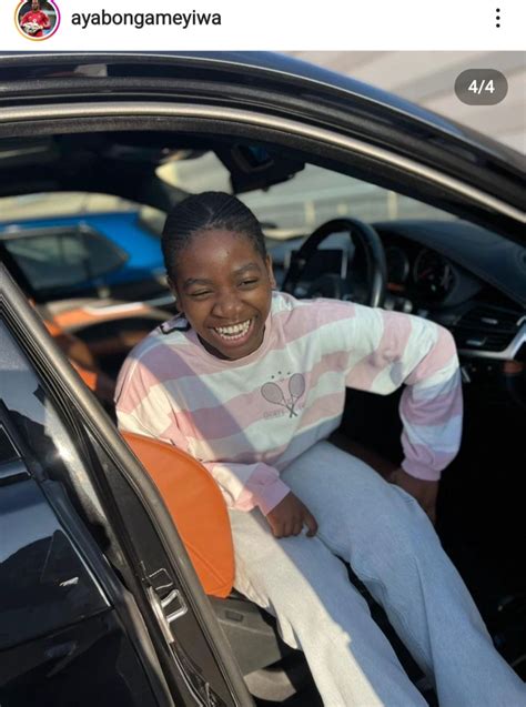 Senzo Meyiwa daughter with wife seen inside her mothers luxury car ...