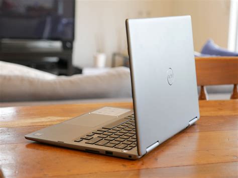 Dell Inspiron 13 7000 2-in-1 Review Photo Gallery - TechSpot