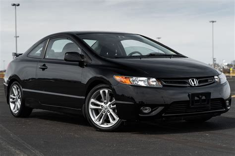 No Reserve: 2008 Honda Civic Si Coupe for sale on BaT Auctions - sold for $11,000 on April 11 ...