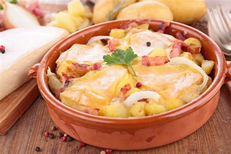 Recette tartiflette express au reblochon - Marie Claire