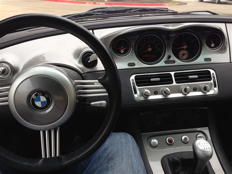 2001 BMW Z8 interior - Classic design Bmw Z8, Car Radio, Steering Wheel, Interior, Classic ...