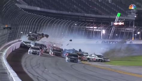 DRAMATIC VIDEO: NASCAR Crash at Daytona Injures Fans | WMAL-FM