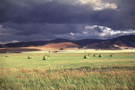 Montana Landscape | Montana landscape, Montana mountains, Landscape