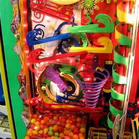 Wowie Zowie Gumball Machine