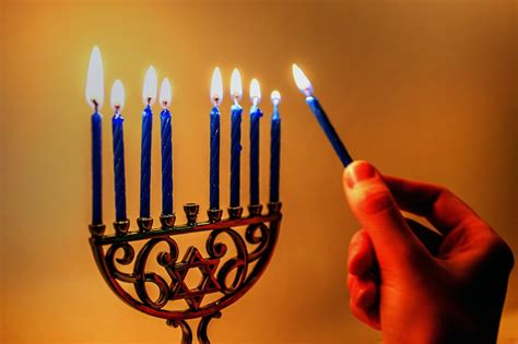 The Menorah: history and meaning of the Jewish candelabra