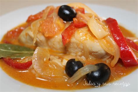 JULIA Y SUS RECETAS: BACALAO ENCEBOLLADO