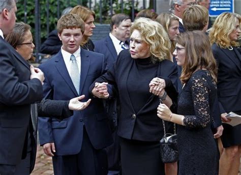 Funeral Mass held for Ted Kennedy's daughter - The San Diego Union-Tribune