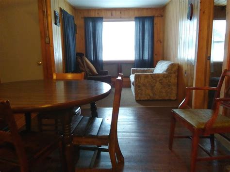 Cabin Rental — Beaver's Resort