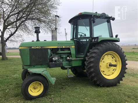 EquipmentFacts.com | JOHN DEERE 4040 Online Auctions