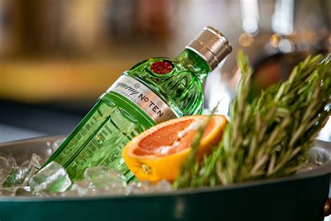 All You Need To Know About Tanqueray, The Iconic Dry Gin - Recipes.net