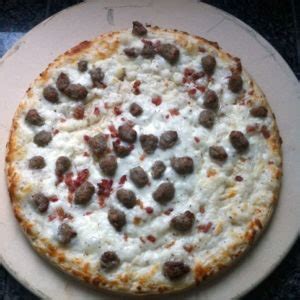 Biscuits & Gravy Breakfast Pizza - DudeFoods.com - Food Recipes & Videos