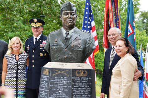 Gen. Colin Powell Recognized in Leavenworth Ceremony | Article | The United States Army