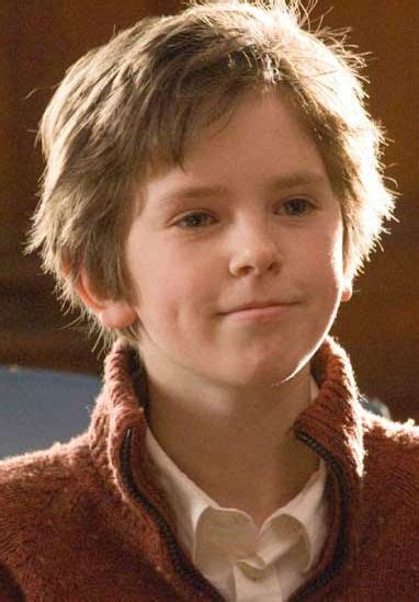 Freddie Highmore: Age, Height, Sexuality, Biography, Family