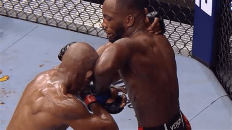 UFC 278 Fight Motion: Leon Edwards vs. Kamaru Usman highlights