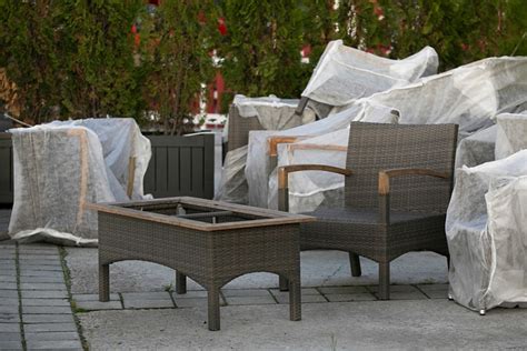 How to Make DIY Covers for Outdoor Patio Furniture