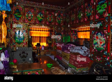 Tibetan house hi-res stock photography and images - Alamy