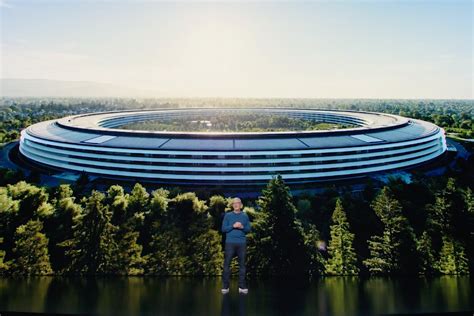 A decade later, Steve Jobs is still paving Apple's path to success | Macworld