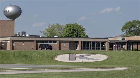 Tired of turmoil, Kiel residents rebuke far-right school officials seeking to oust superintendent