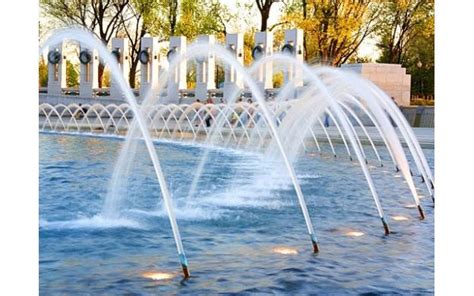 Parabolic fountain - 101qs