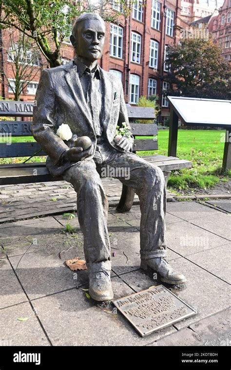 Alan Turing statue Stock Photo - Alamy