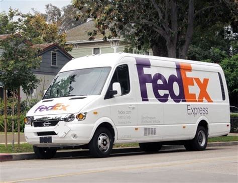 FedEx Orders 1,000 Electric Vehicles - Autosphere