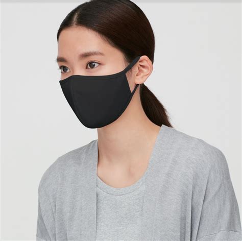 UNIQLO AIRism MASK - Couturing.com