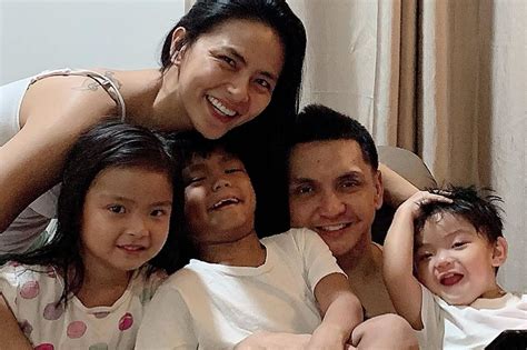 WATCH: The moment LJ Moreno and Jimmy Alapag told their kids about ...