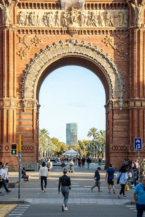 Arc de Triomf, Barcelona, Spain · Free Stock Photo