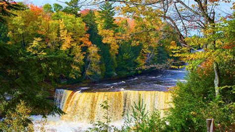 15 Best Waterfalls In Michigan