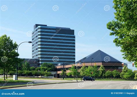 Chrysler Headquarters editorial photo. Image of auto - 31823981