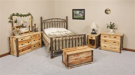 Boone Rustic Hickory Wood Wagon Wheel Bedroom Furniture Set from