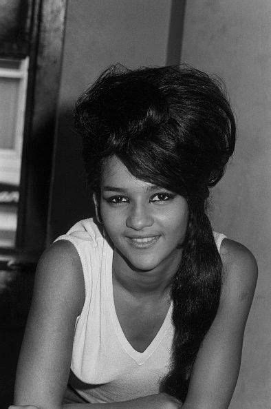 Nedra Talley (The Ronettes) | Seeing Stars in 2019 | The ronettes, People, Rock, roll girl