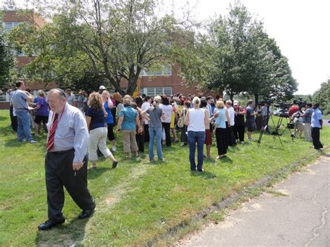 VIDEO: CVH Workers Rally Against Layoffs and Budget Cuts | Middletown ...