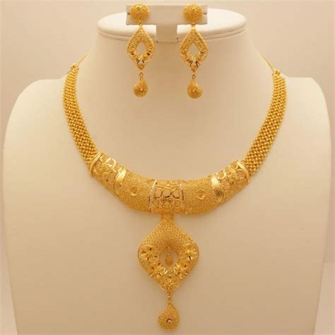 22 Carat Indian Gold Necklace Set 58 Grams | Gold necklace designs, Gold necklace set, Gold ...