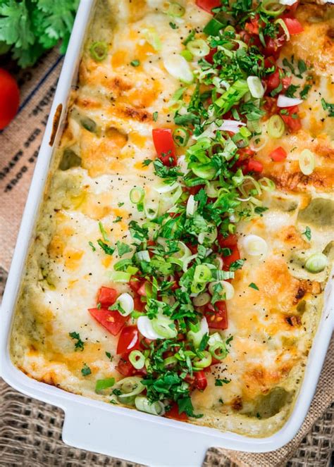 Quick and Easy Green Chile Chicken Enchilada Casserole - Jo Cooks