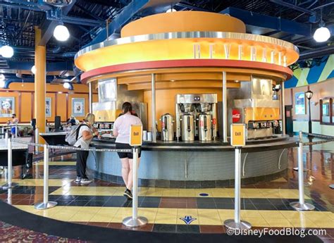 The Complete Guide to Eating at Disney's All-Star Movies Resort | the disney food blog