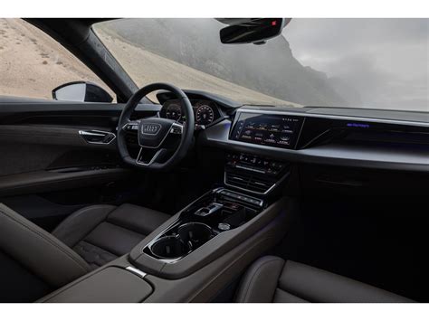 2023 Audi RS e-tron GT: 13 Interior Photos | U.S. News