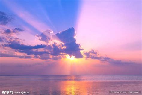 空 阳光 太阳 晴空 白色和蓝摄影图__自然风景_自然景观_摄影图库_昵图网nipic.com