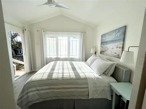 Adorable Cabana with hot tub - Guesthouses for Rent in Solvang, California, United States - Airbnb